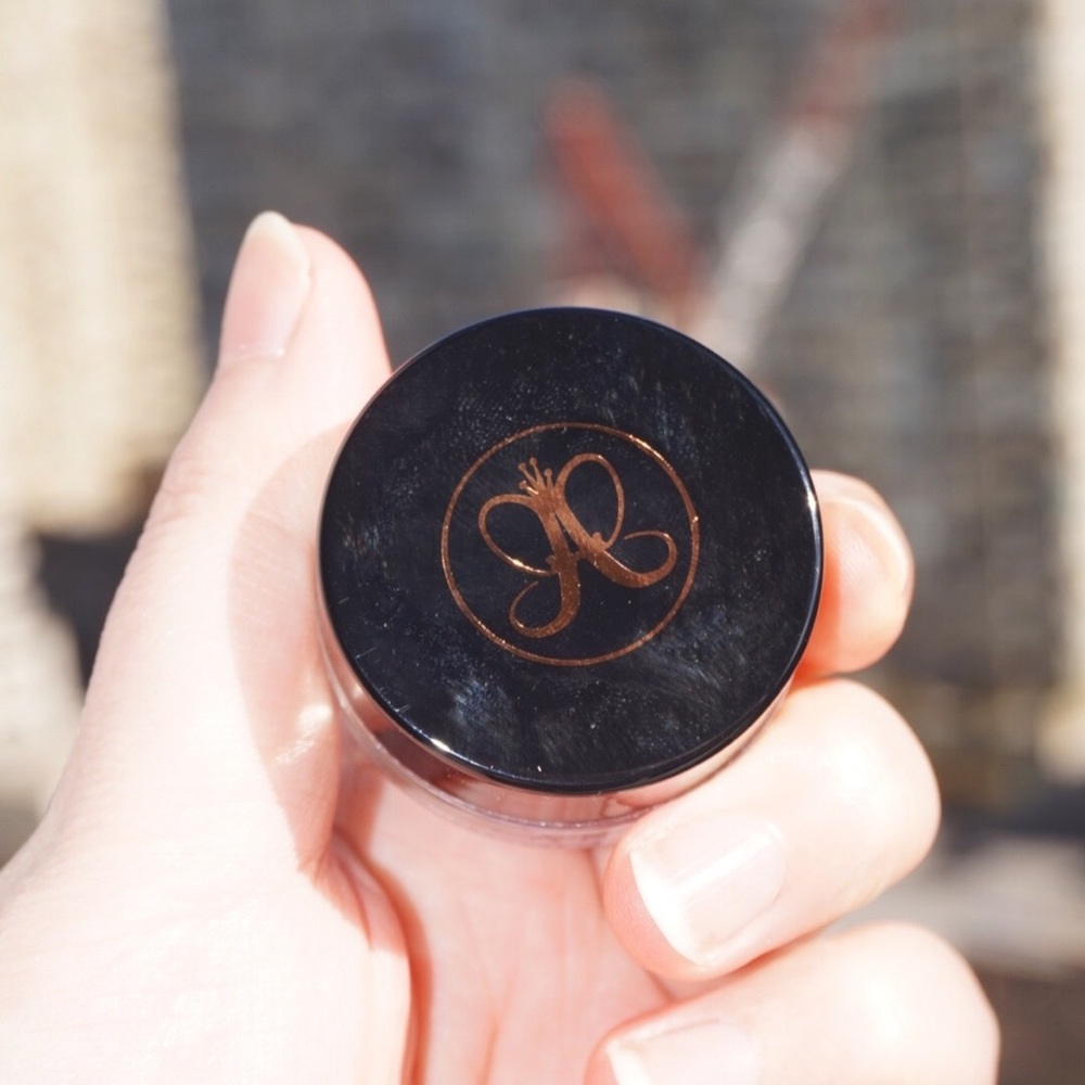 ๐ธ Anastasia BH DIPBROW Pomade in Ash Brown - Picture 4 of 14